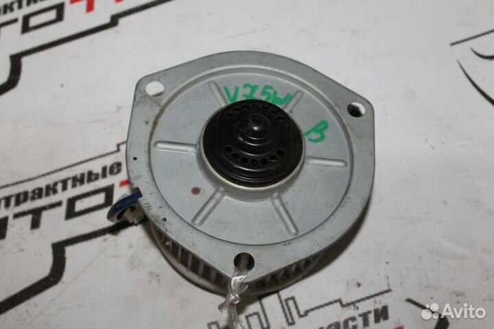 Моторчик печки mitsubishi pajero V73W V75W V77W V7