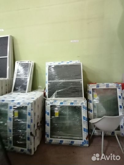 Окна готовые 900х900 мм