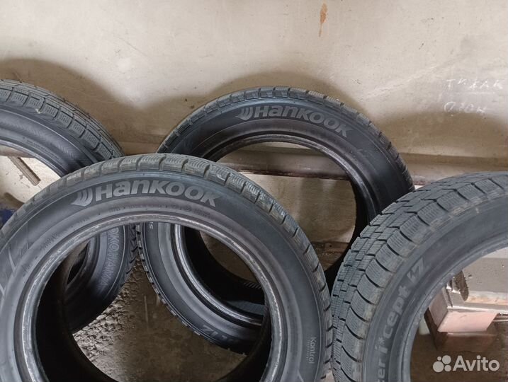 Hankook Winter I'Cept IZ W606 205/55 R16