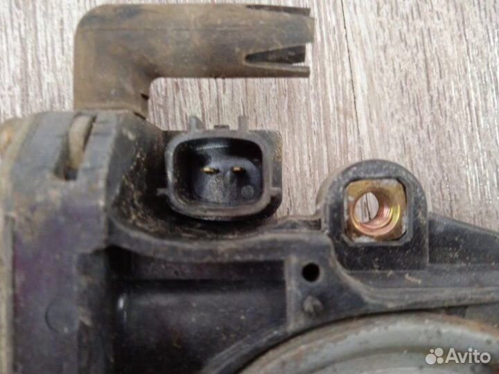 Моторчик стеклоподъемника задний левый Infiniti