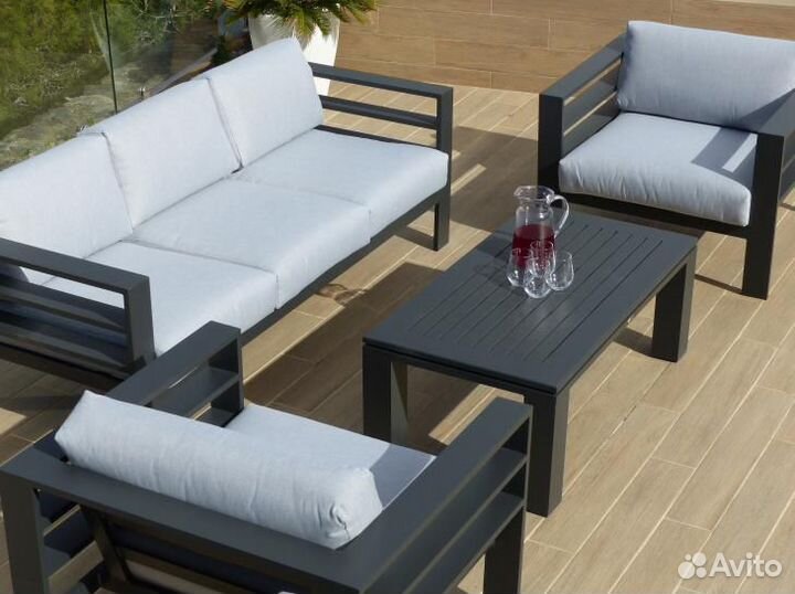 Уличный диван от производителя