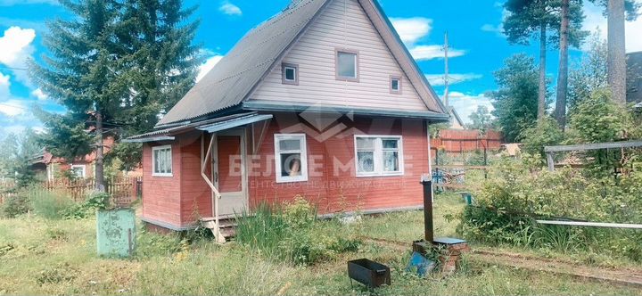 Дача 30 м² на участке 5 сот.