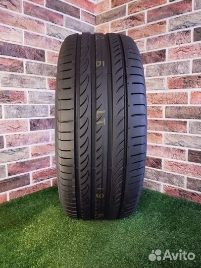 Pirelli Powergy 215/55 R17 98Y