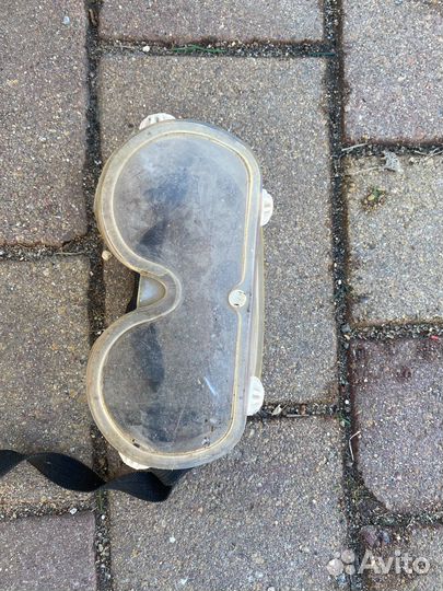 Очки для плавания