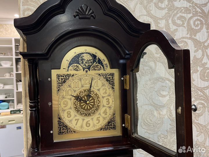 Часы напольные
