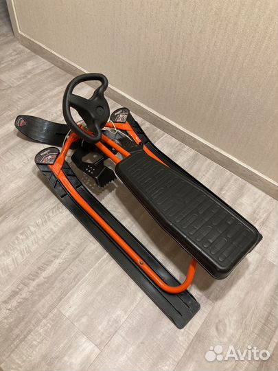 Детский снегокат бу