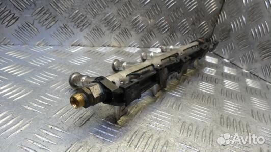 Топливная рампа бензиновая skoda fabia 2 (DBN21TJ0