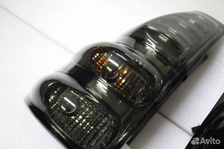 Prado 120 LED Стоп сигналы диодные Черные E6HH1