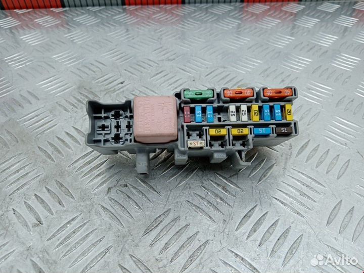 Блок предохранителей Renault Megane 2 рест. 2007