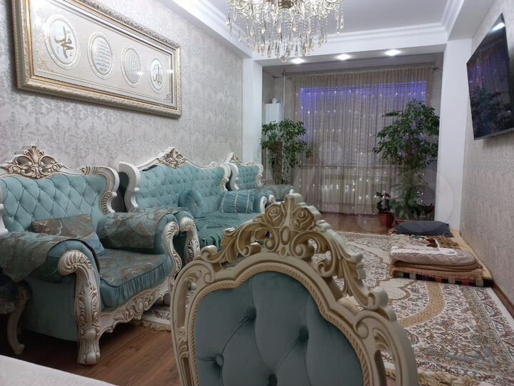 2-к. квартира, 66 м², 4/8 эт.