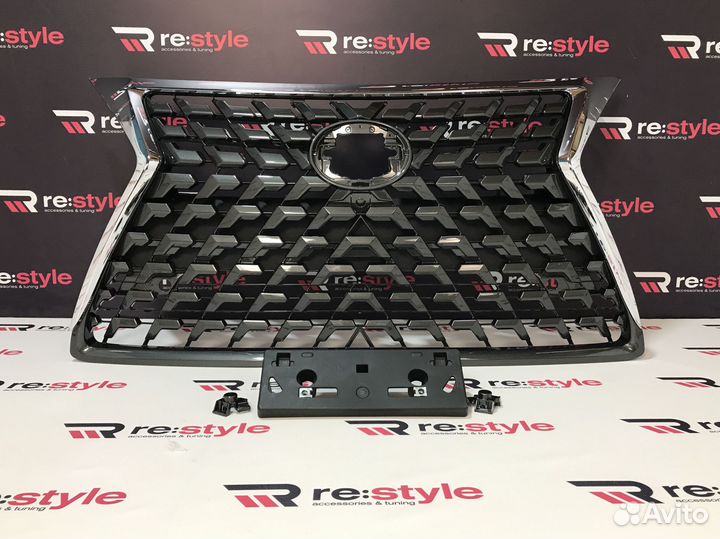 Решетка радиатора Lexus GX460 2013-2019 R897