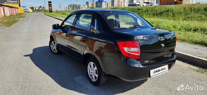 LADA Granta 1.6 МТ, 2013, 53 100 км