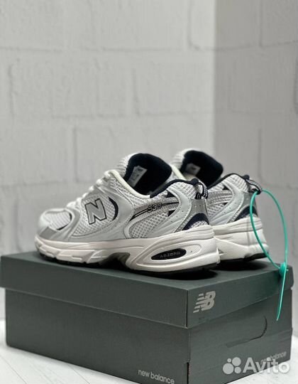 Кроссовки мужские и женские New balance 530