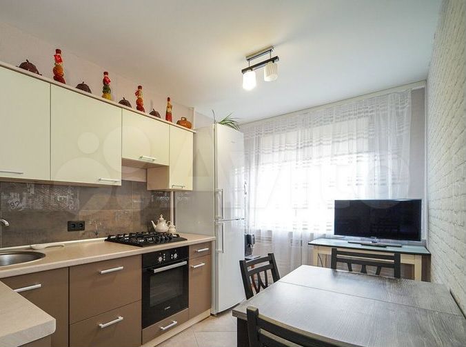 1-к. квартира, 42 м², 2/9 эт.