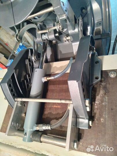 Гидроподъём лодочного мотора