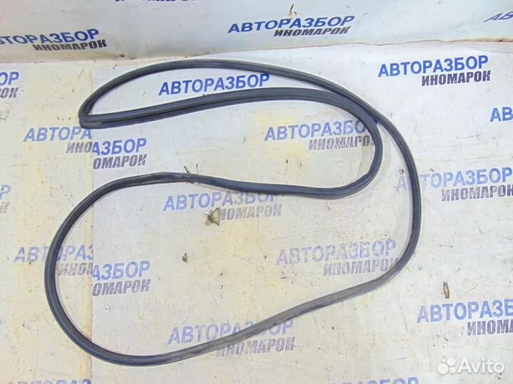 Уплотнитель двери для Mitsubishi Galant 8 1996-20