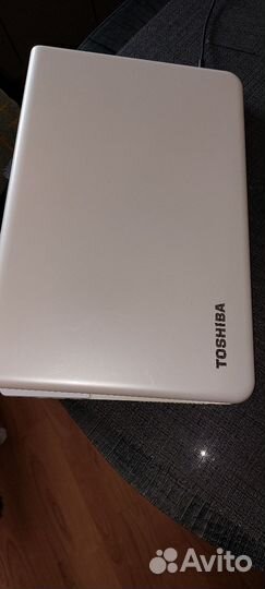 Ноутбук toshiba