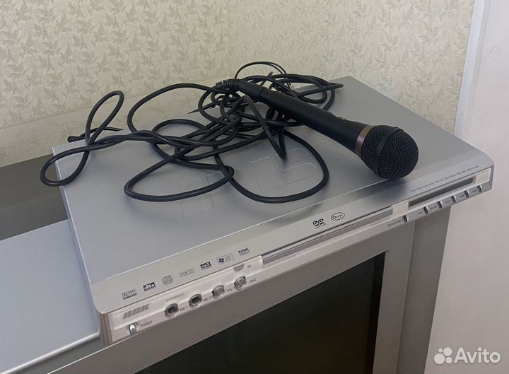 DVD BBK 965S с караоке