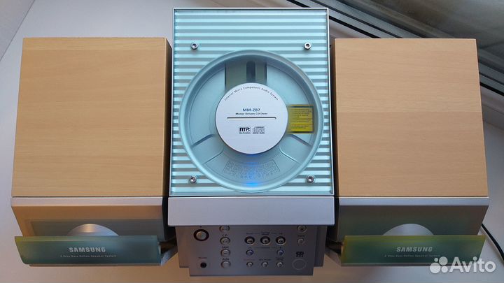 Музыкальный центр Samsung MM-ZB7