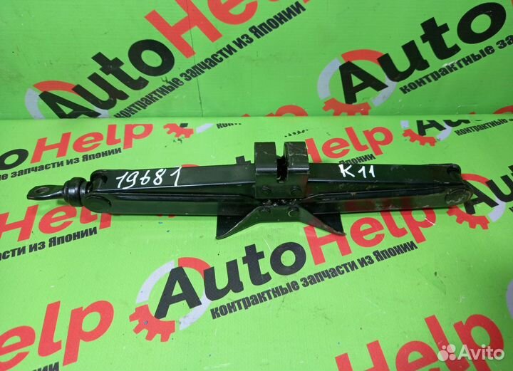 Домкрат nissan из японии 700 кг