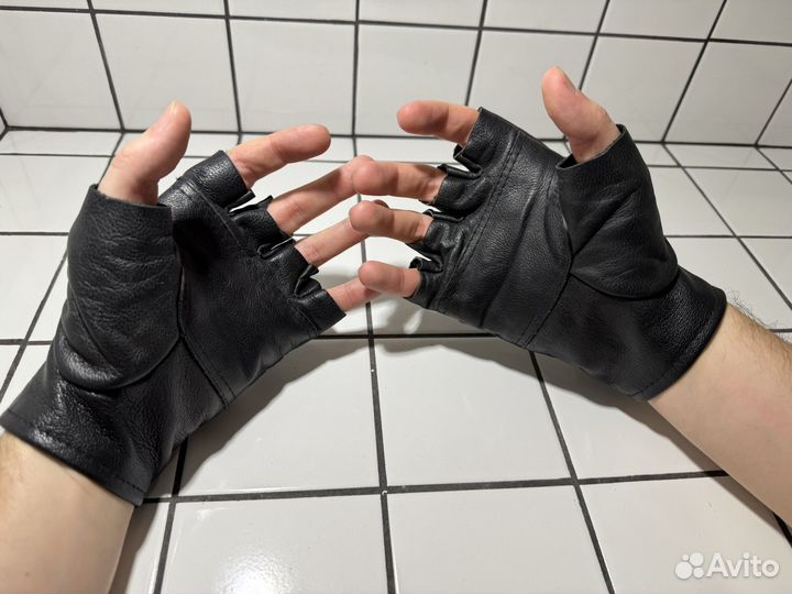 Кожаные перчатки без пальцев (митинки)