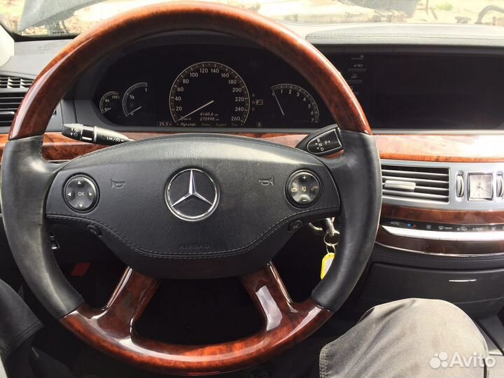 Деревянный руль на мерседес W221