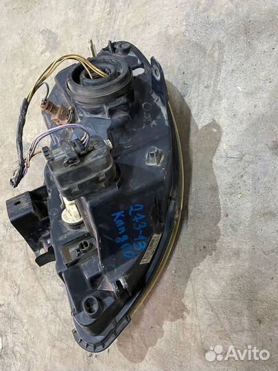 Фара левая от Renault Kangoo 2003-2007