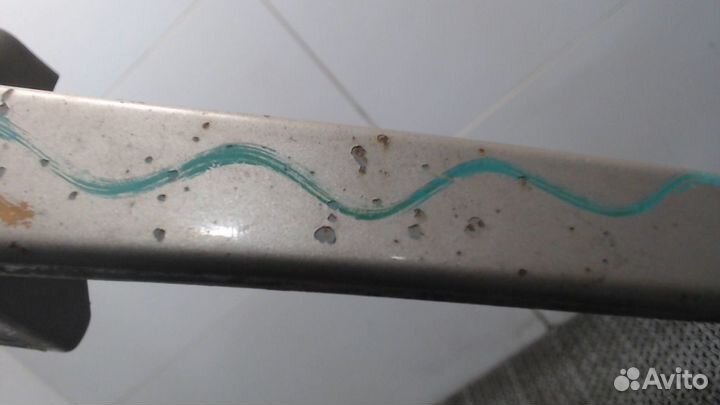 Ресничка под фару Toyota Tundra, 2000