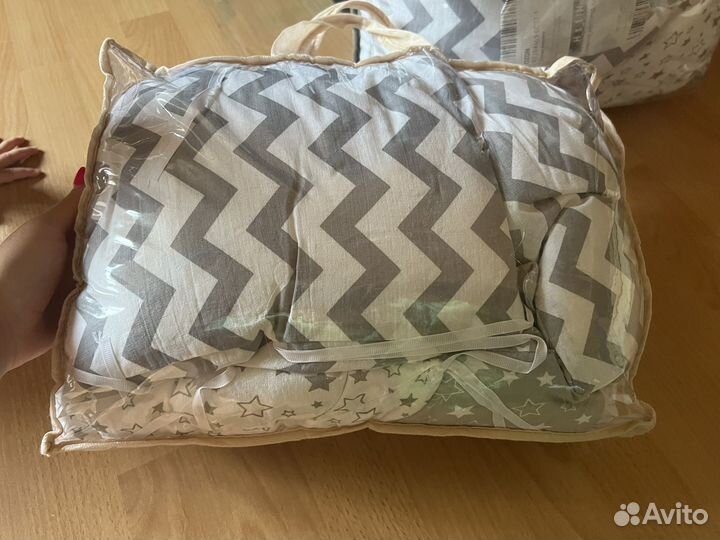 Бортики в детскую кроватку звездочки