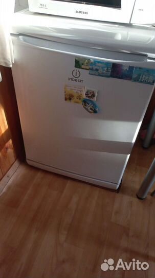 Холодильник маленький