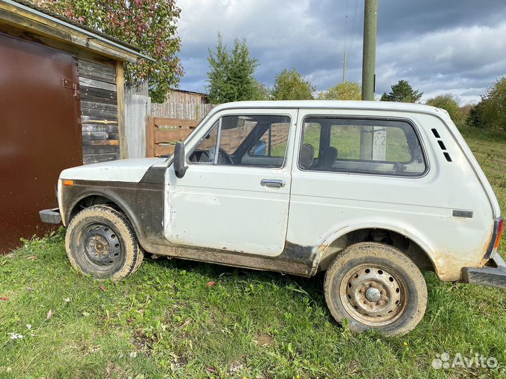 LADA 4x4 (Нива) 1.6 МТ, 1995, 100 000 км