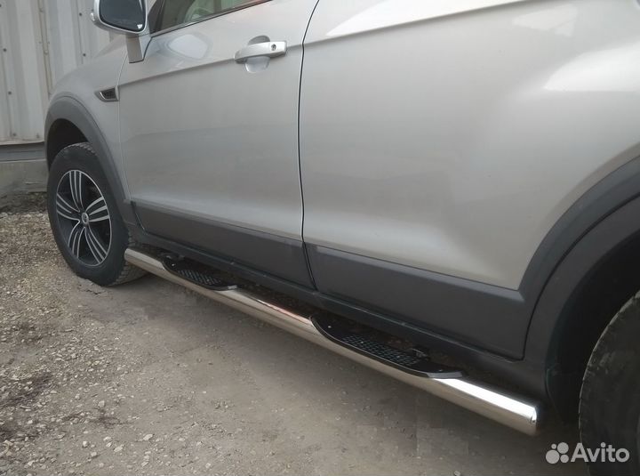 Порог труба с проступью Chevrolet Captiva 2012+