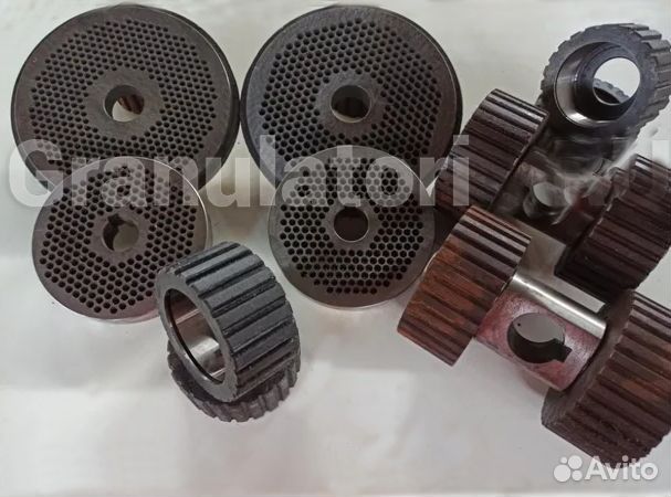 Матрица для гранулятора с пресс-вальцами(роликами)