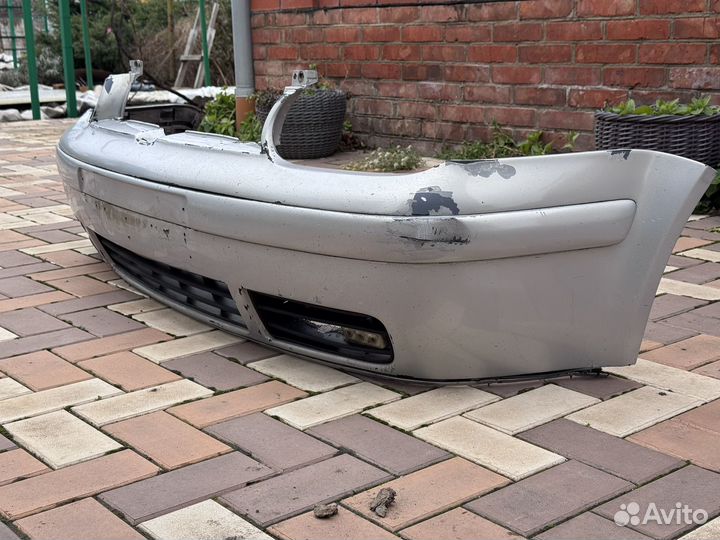 Передний бампер volkswagen golf 4