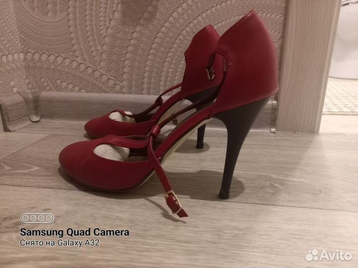 Туфли женские