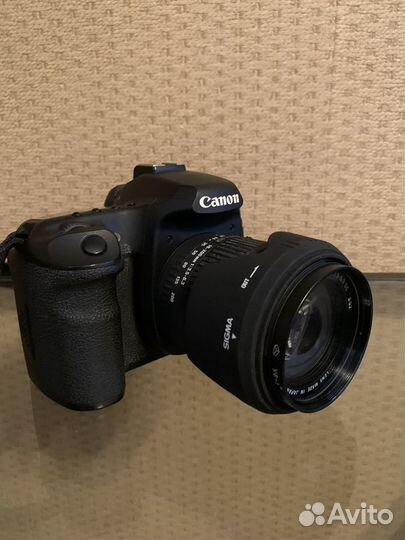 Зеркальный фотоаппарат Canon 50d