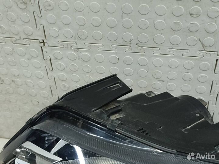 Фара левая Renault Duster 2020