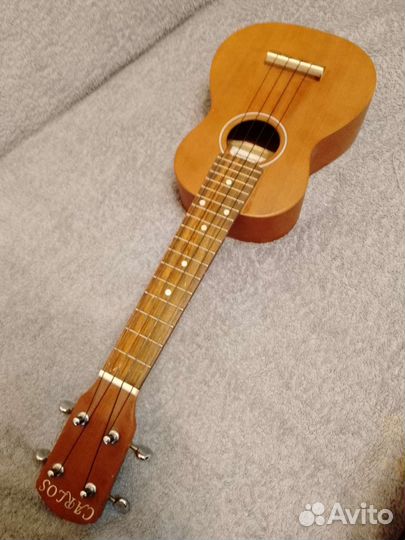 Укулеле Carlos