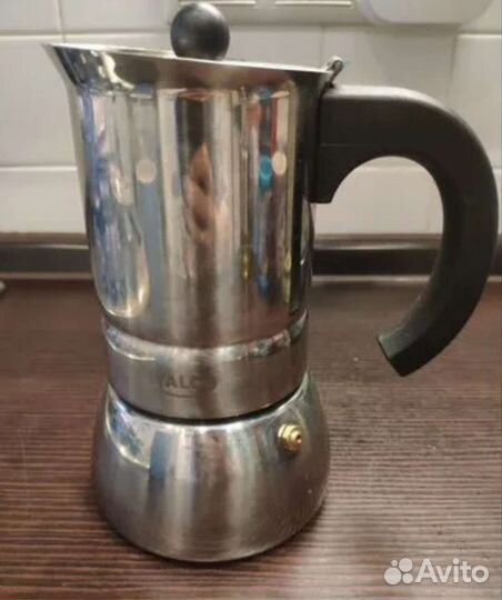 Гейзерная кофеварка