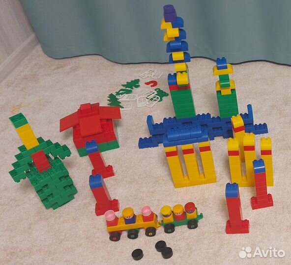 Конструктор-кубики MegaBloks и Полесье