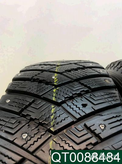 Goodyear UltraGrip Ice Arctic SUV 215/65 R17 96P