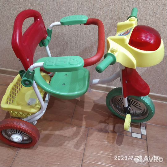 Трехколесный велосипед