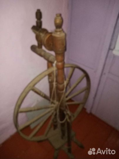 Прялка деревянная старинная