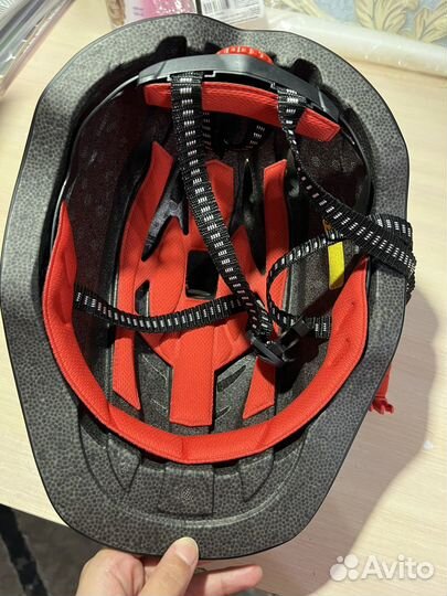 Шлем для верховой езды регулируемый