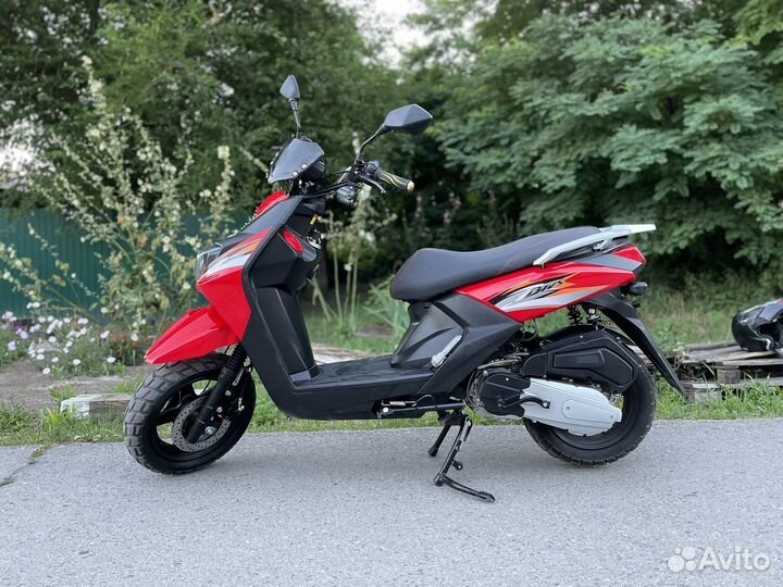 Скутер Wizard BWS