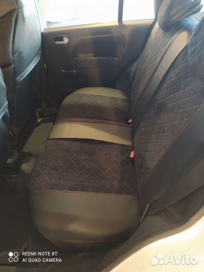 Чехлы с боковой поддержкой