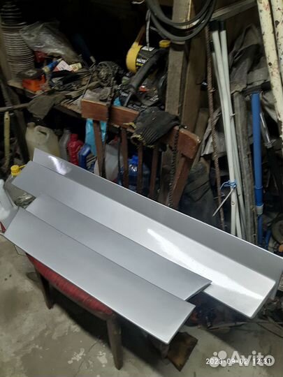 Накладки на двери ваз 2110 2111 2112.На низ