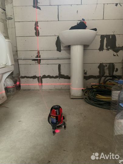 Лазерный уровень бу