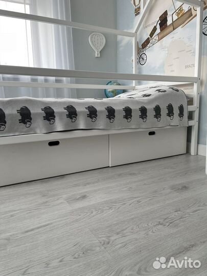 Кровать домик