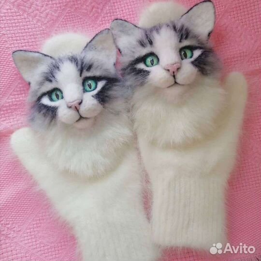 Варежки с котиками, звероварежки